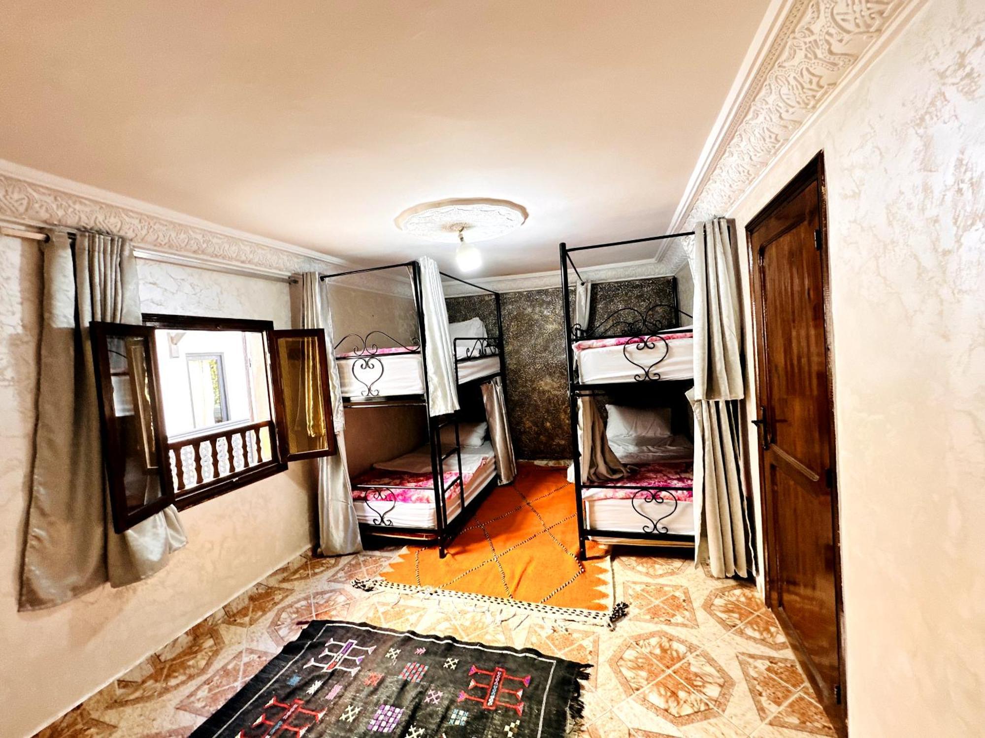 Atlas Hostel Taghazout Buitenkant foto