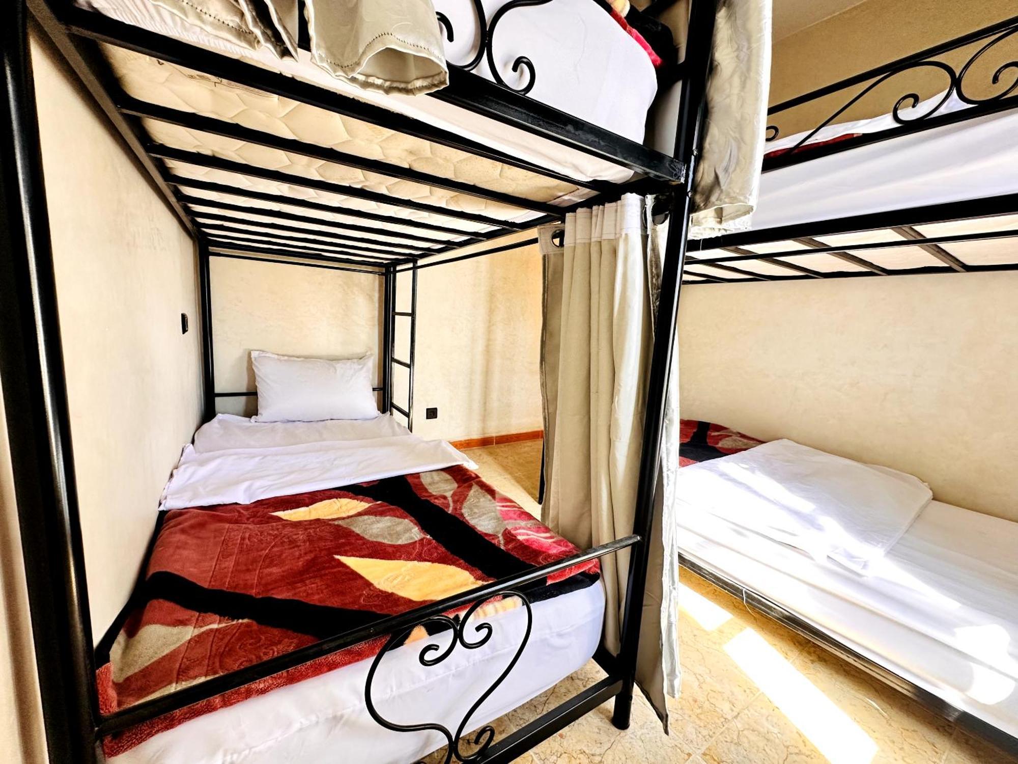 Atlas Hostel Taghazout Buitenkant foto
