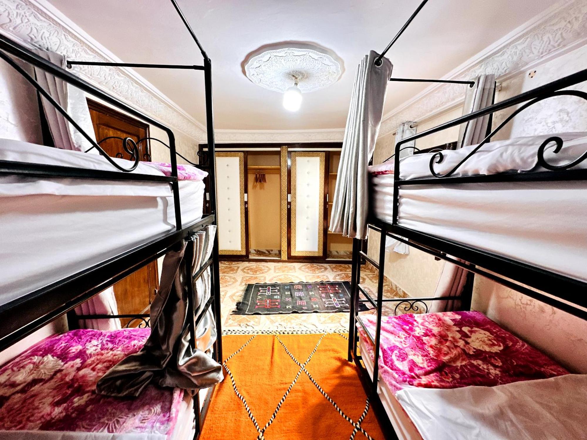 Atlas Hostel Taghazout Buitenkant foto