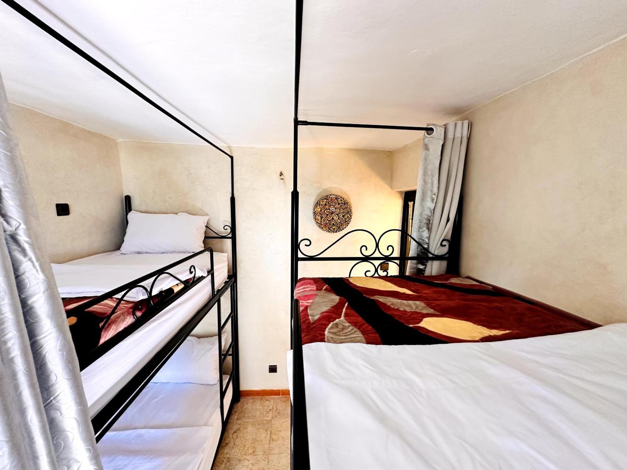Atlas Hostel Taghazout Buitenkant foto