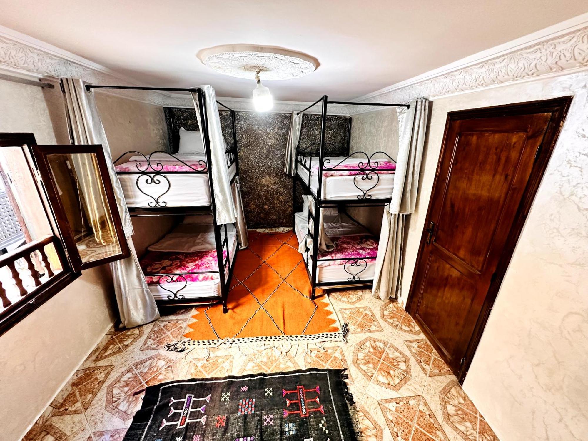 Atlas Hostel Taghazout Buitenkant foto